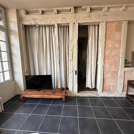 Les 3 Terrasses Апартаменты Montpezat-de-Quercy